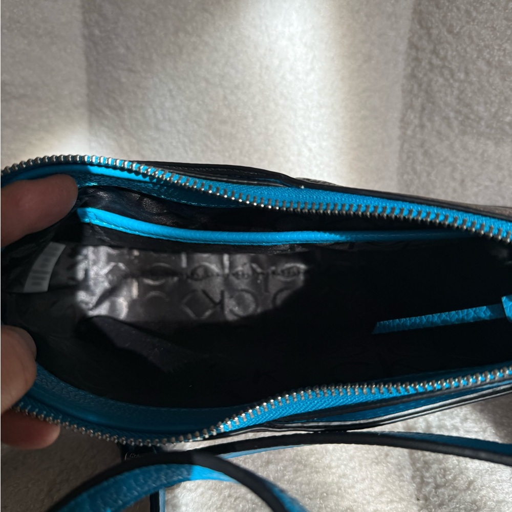 Calvin Klein Blue and Brown Crossbody Bag - Picture 2 of 2